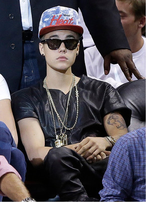 Bieber Hat Bieber Hat